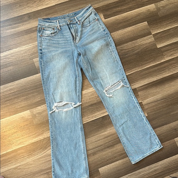 Classic Blue Distressed Women's Jeans - Picture 1 of 7